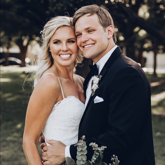 Meet your Posher, Stephany Small - Picture 1 of 1